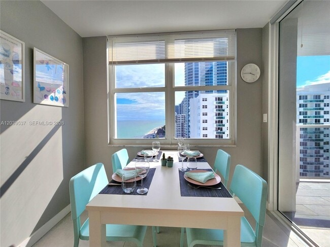 Building Photo - 2751 S Ocean Dr