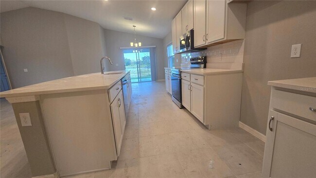 Building Photo - 747 Cypress Creek Run