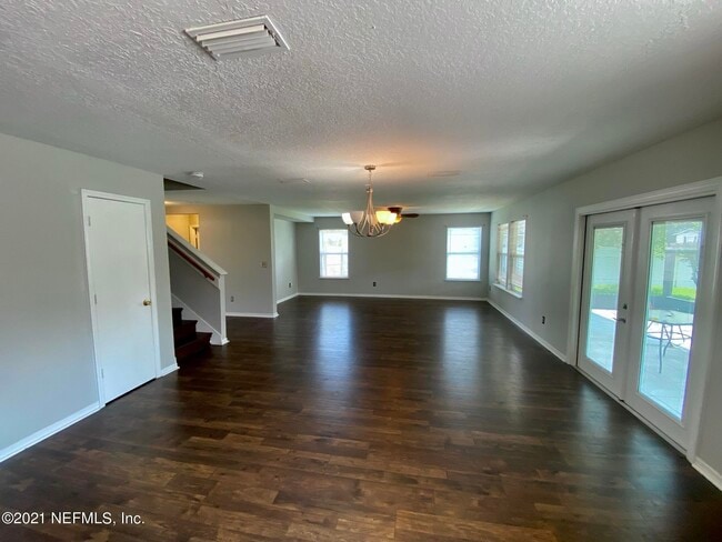 Building Photo - 7147 Newman Lake Ct