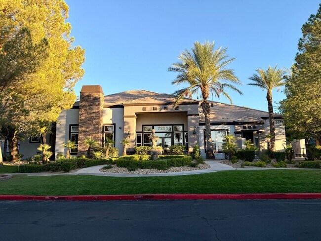 Building Photo - 7255 W Sunset Rd
