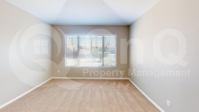 Building Photo - 4722 E Verbena Dr
