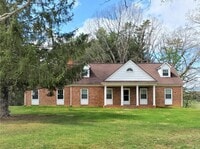 Building Photo - 410 Falling Spring Rd