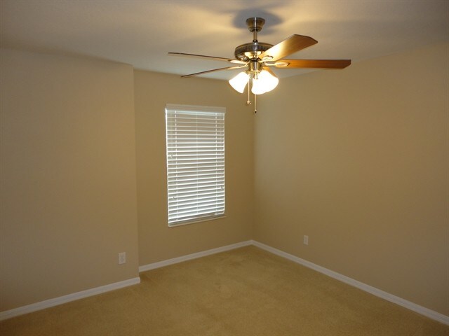 Building Photo - 8354 Moccasin Trail Dr