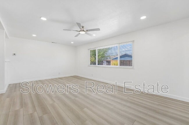 Building Photo - 7608 Canterbury Ln