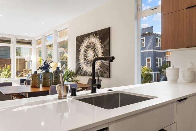 Building Photo - Gorgeous Brand New Construction w/ Rooftop Deck! 3 Bed 2.5 Bath Seattle Home