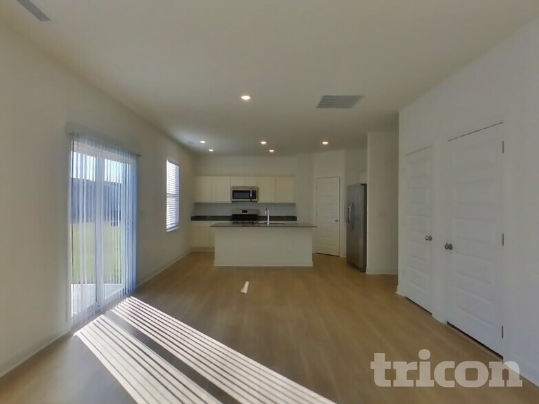 Building Photo - 11835 Moorfield Ln