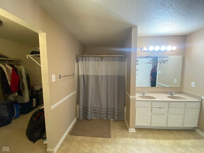 Building Photo - 12824 E 131st St