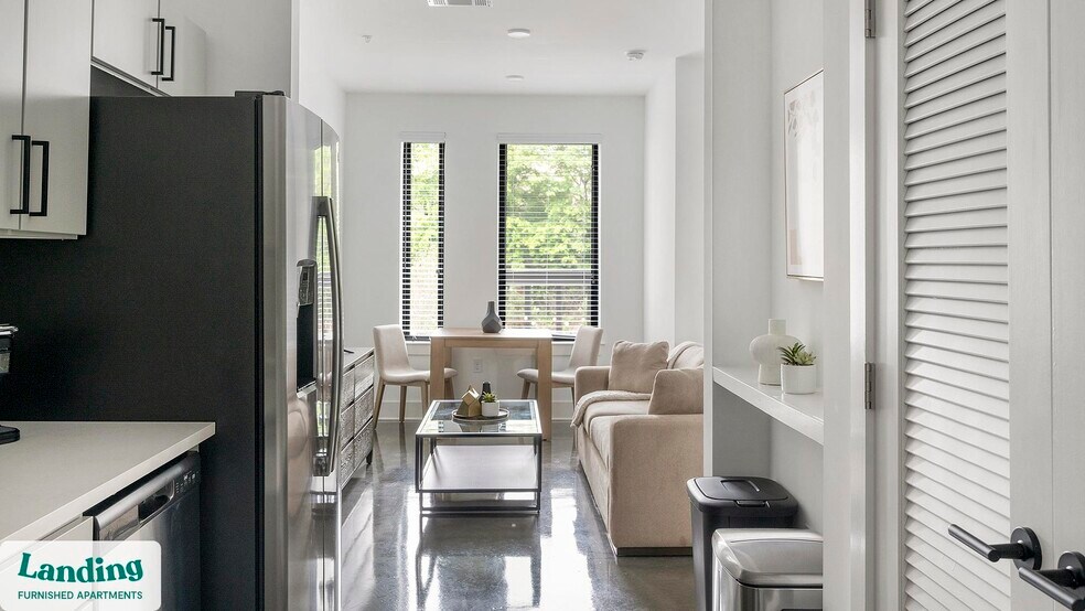 Building Photo - 715 Merritt Ave