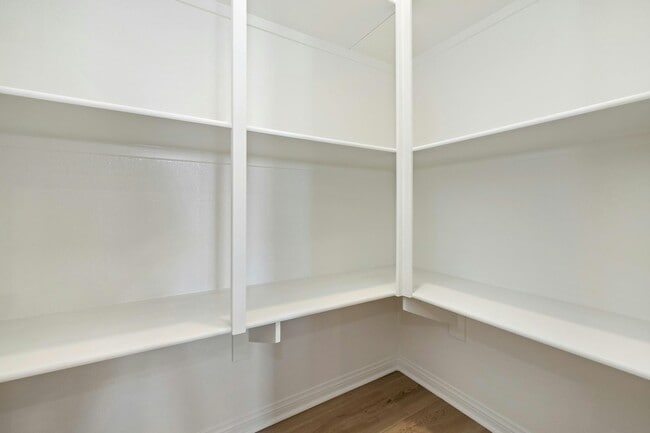 Building Photo - 7736 Citron Cir