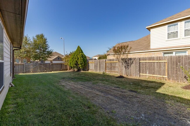 Building Photo - 20714 Dappled Ridge Way