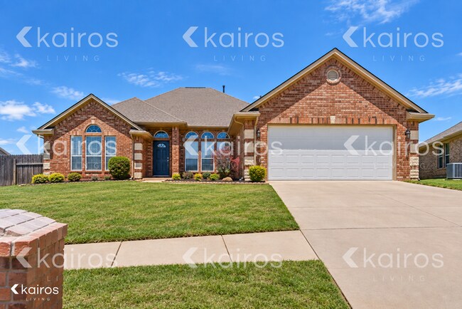 Building Photo - 16816 Valderama Way