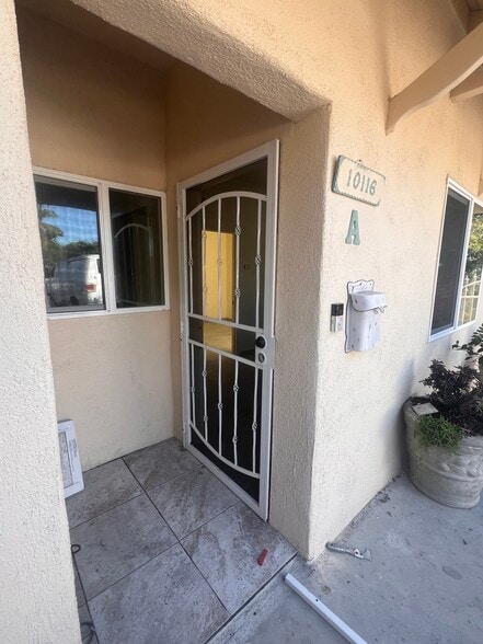 Building Photo - 10116 San Miguel Ave