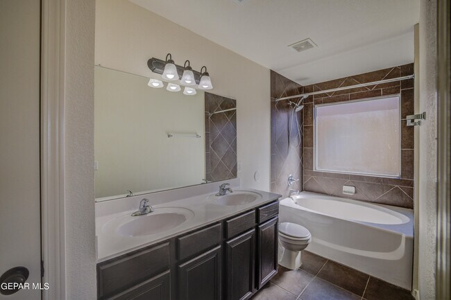 Building Photo - 4745 Guillermo Espinoza St