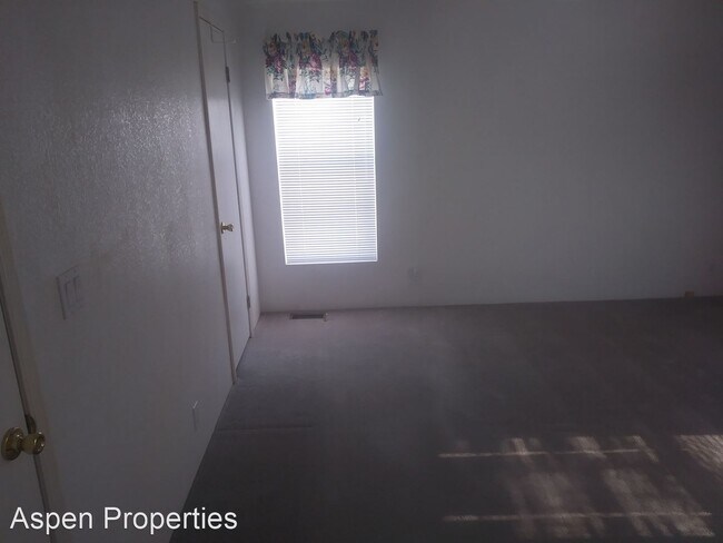 Building Photo - 3 br, 2 bath House - 7052 Highline Rd