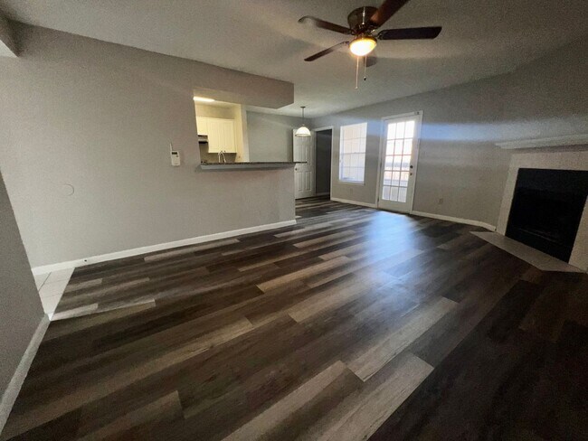 Building Photo - 4355 Perkinshire Ln