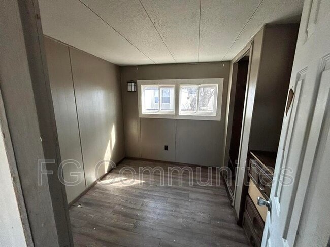 Building Photo - 20 Altamont Ridge Dr