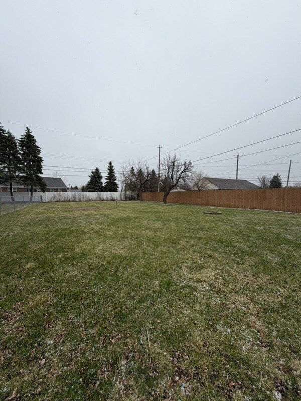 Building Photo - 12939 Devoe St