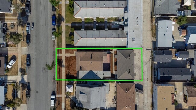 Building Photo - 1 Bedroom Duplex in National City