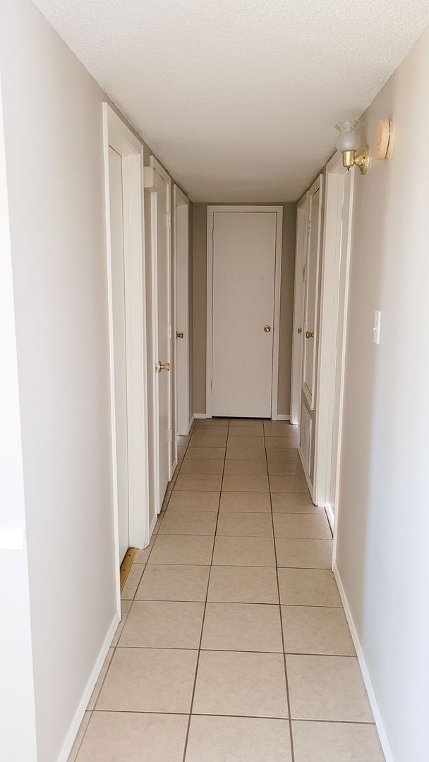 Building Photo - 1805 Cherrybark Bend