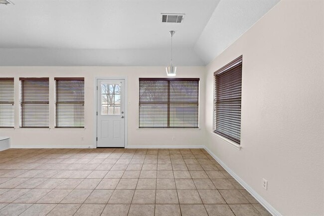 Building Photo - 1137 Don Ann St