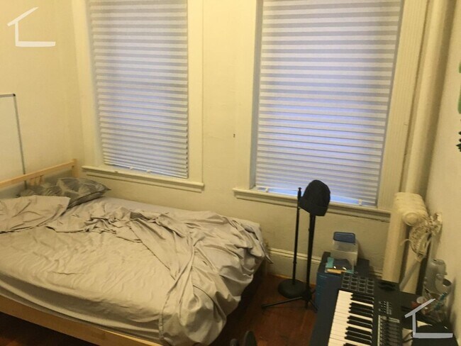 Building Photo - 1248 Commmonwealth Ave #3C Boston MA 02134