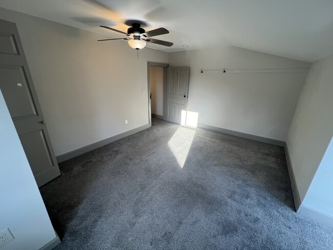 Building Photo - 34 N Lee St