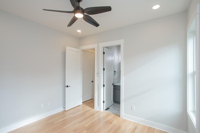 Building Photo - 1611 Century St