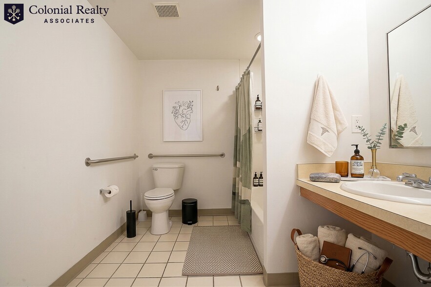 Building Photo - 550 Massachusetts Ave