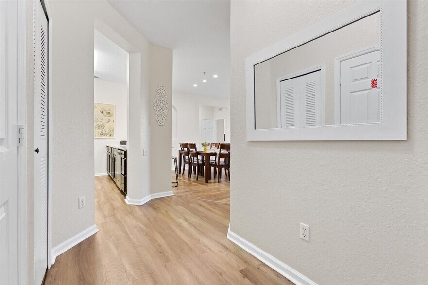 Building Photo - 2774 Almaton Loop