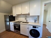 Building Photo - 183 Franklin St