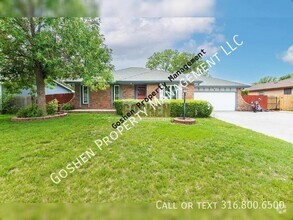 Building Photo - 131 Brazos Dr