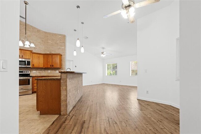Building Photo - 16900 SW 59th Ct