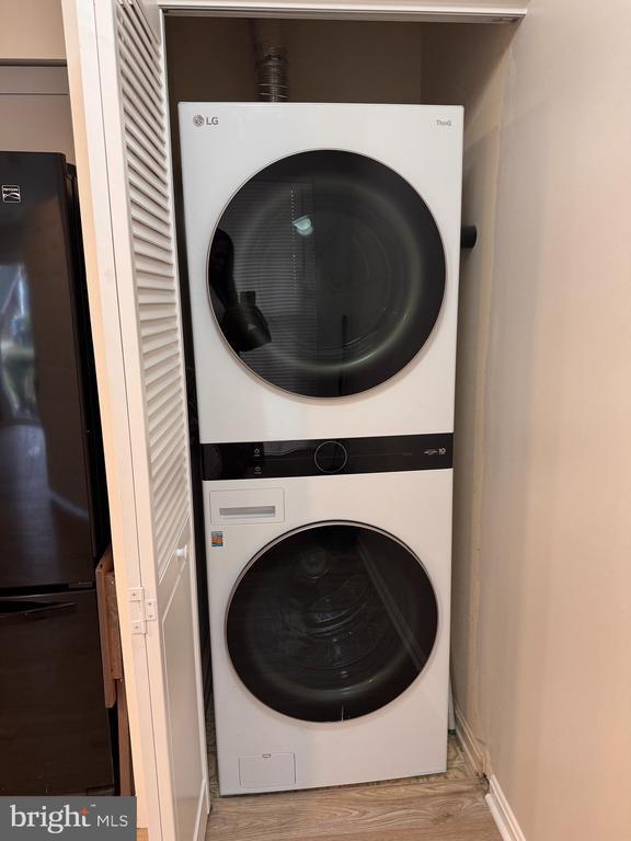 Building Photo - 8611 Beekman Pl