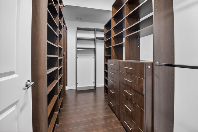 Building Photo - 4920 NW 15th Ave