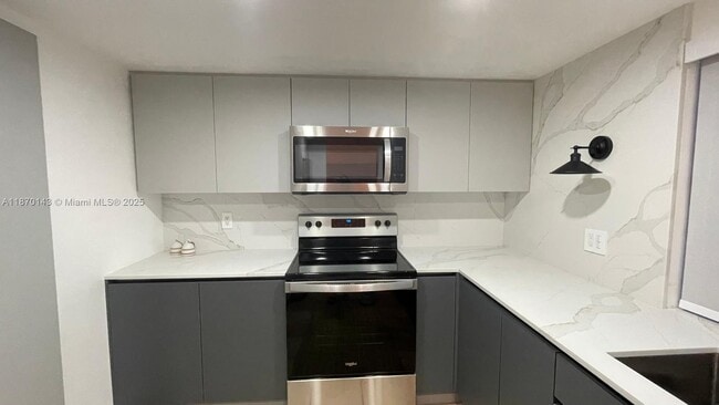 Primary Photo - 15210 SW 48th Terrace