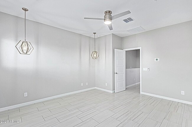 Building Photo - 2134 W Harmont Dr