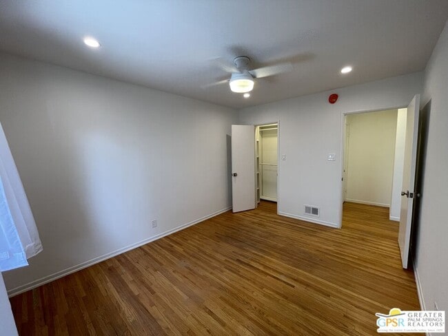 Building Photo - 1057 S Genesee Ave