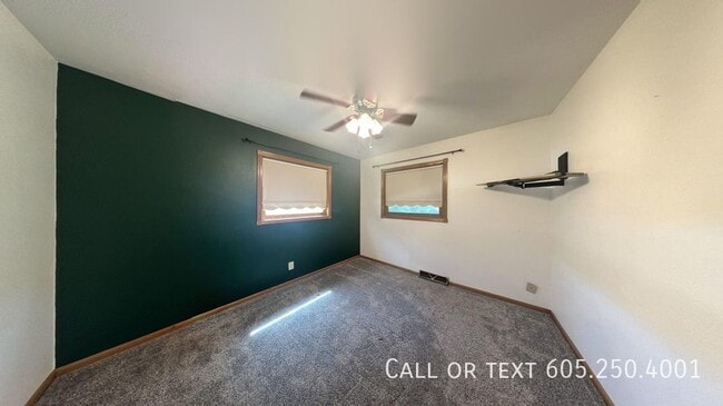 Building Photo - Spacious, Stylish, and Convenient Living