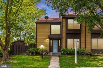 Building Photo - 7329 Split Rail Ln