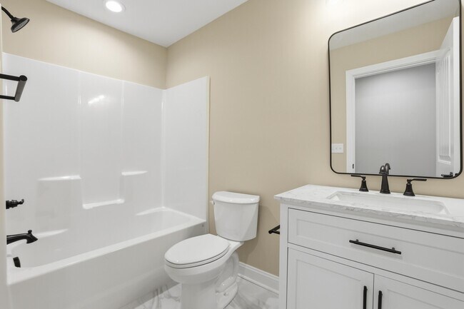 Building Photo - 238 Sugartree Ln