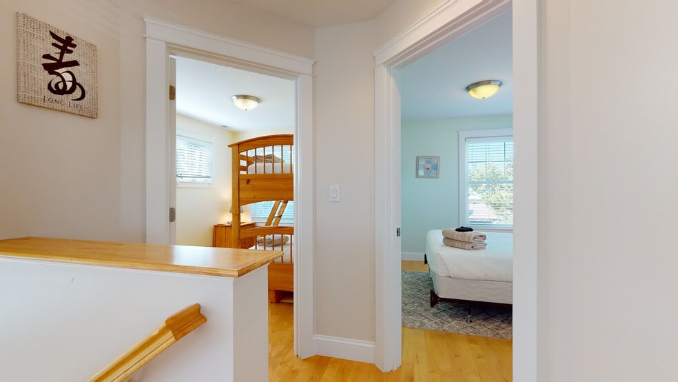 Building Photo - 1 Sea Rose Ln