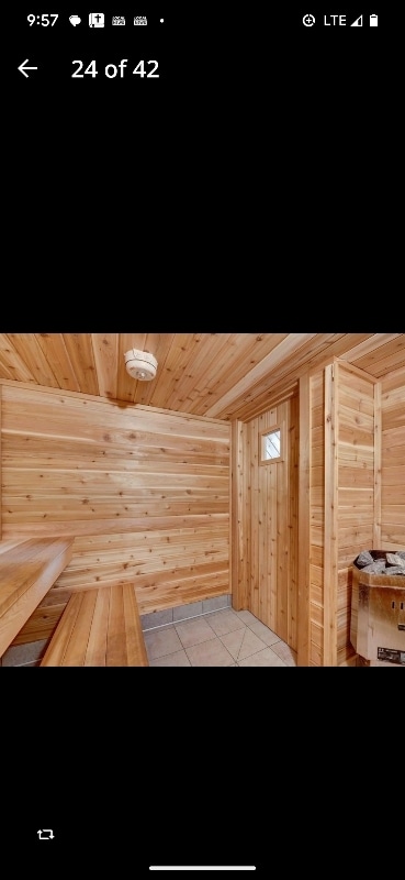 Building Photo - 4407 Wilshire Blvd