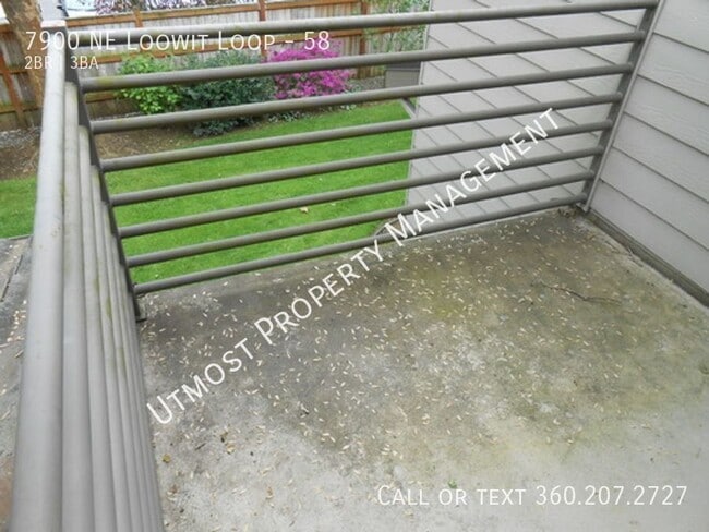 Building Photo - PERFECT FOR ROOMMATES: Spacious 2 x 2.5 To...