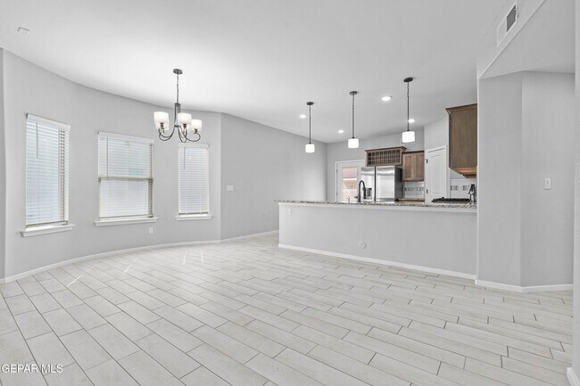 Building Photo - 932 Texas Madrone Dr
