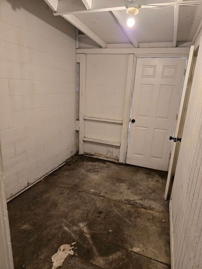 Building Photo - Charming 1/2 duplex in the heart of Orlando