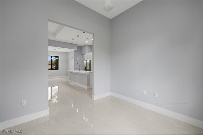 Building Photo - 3209 39th St SW