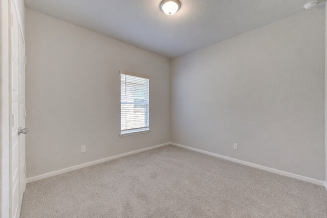 Building Photo - 22827 Ephesus Ave