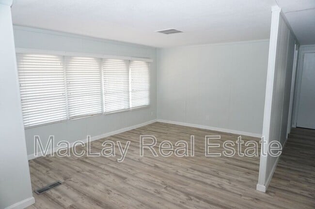 Building Photo - 720 S 97th Pl