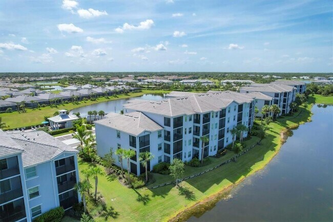 Building Photo - 14071 Heritage Landing Blvd