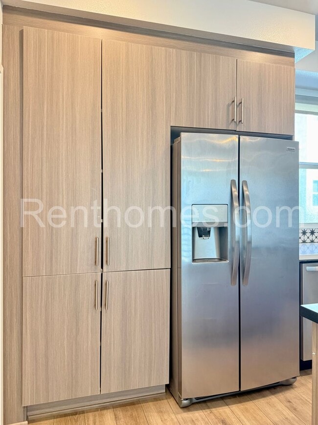 Building Photo - 10441 Harlow Cir